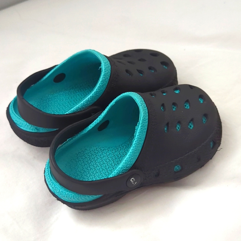 Children's Crocs - Picture 3 of 3